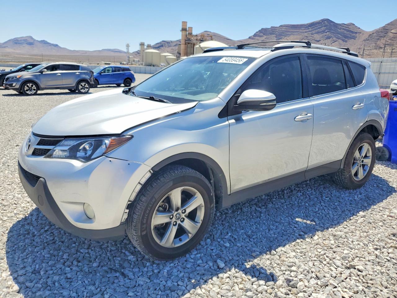 Salvage Toyota RAV4 Image