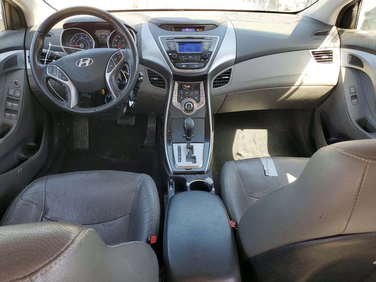 Hyundai ELANTRA Limited
