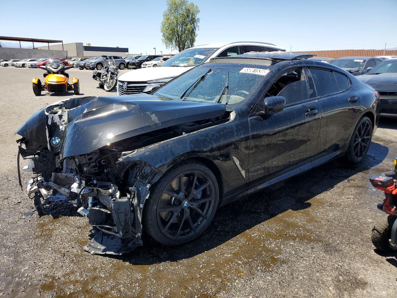 Salvage BMW 8 Series Image