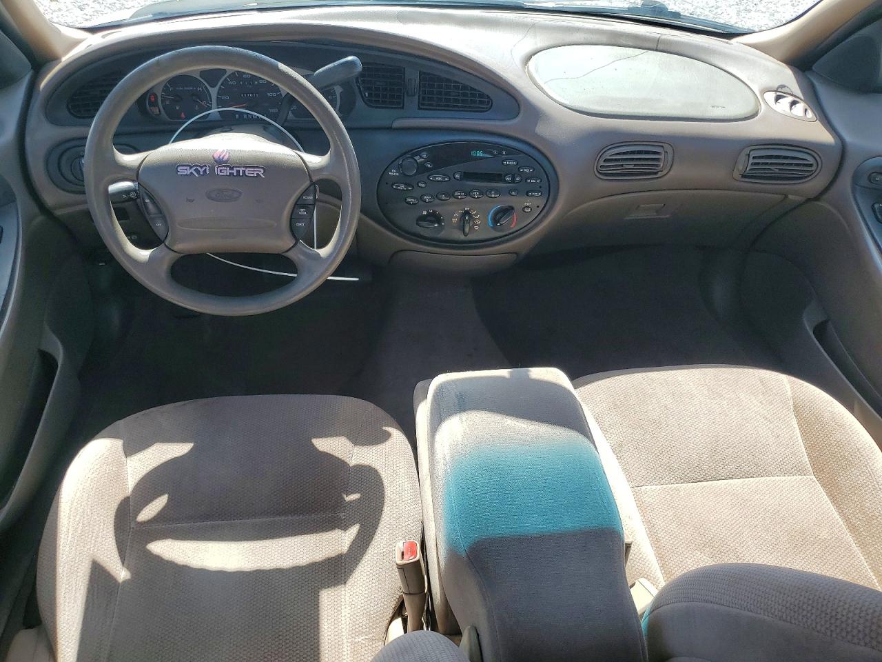 Ford Taurus Se