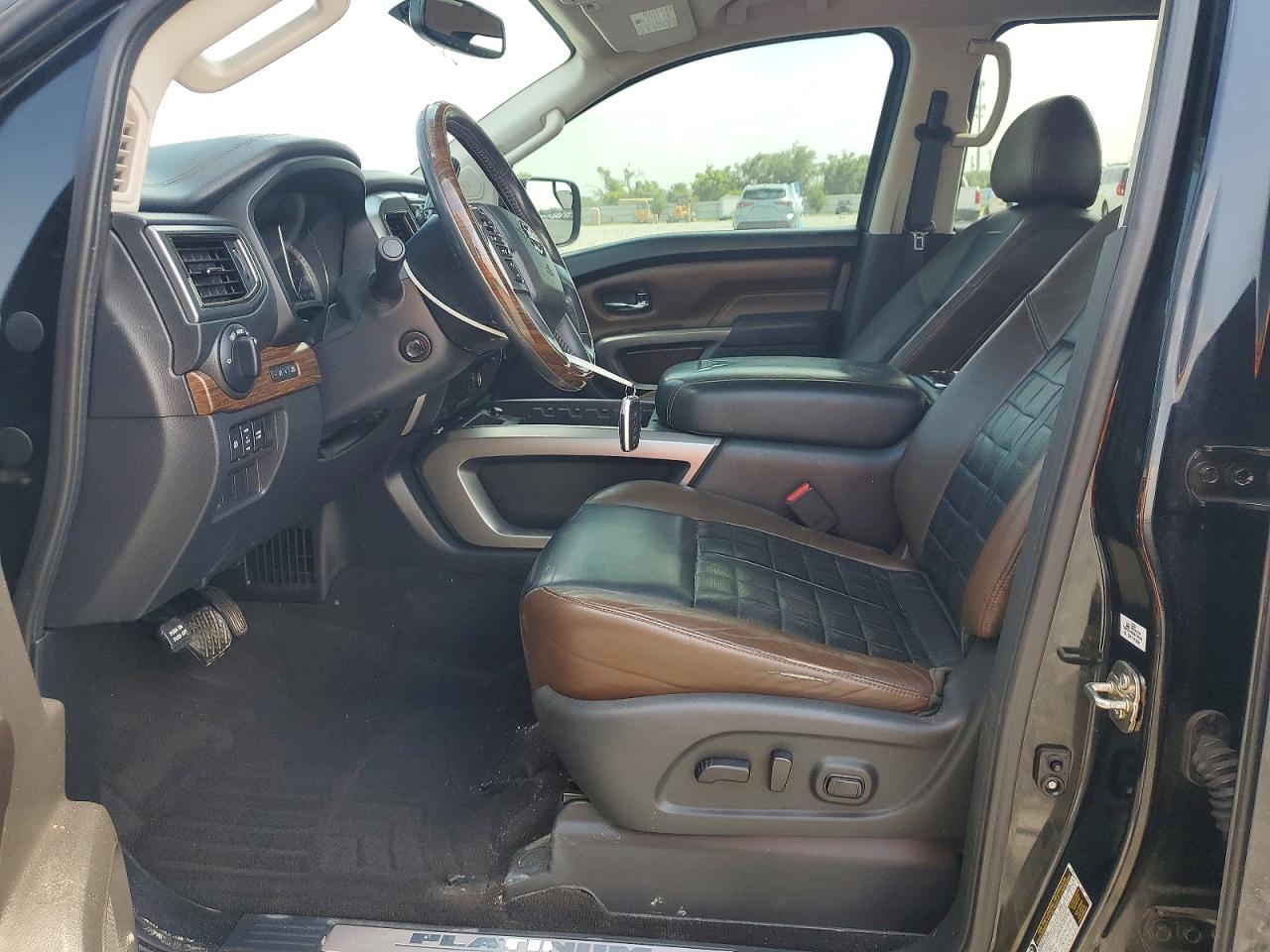 Nissan Titan Platinum Reserve