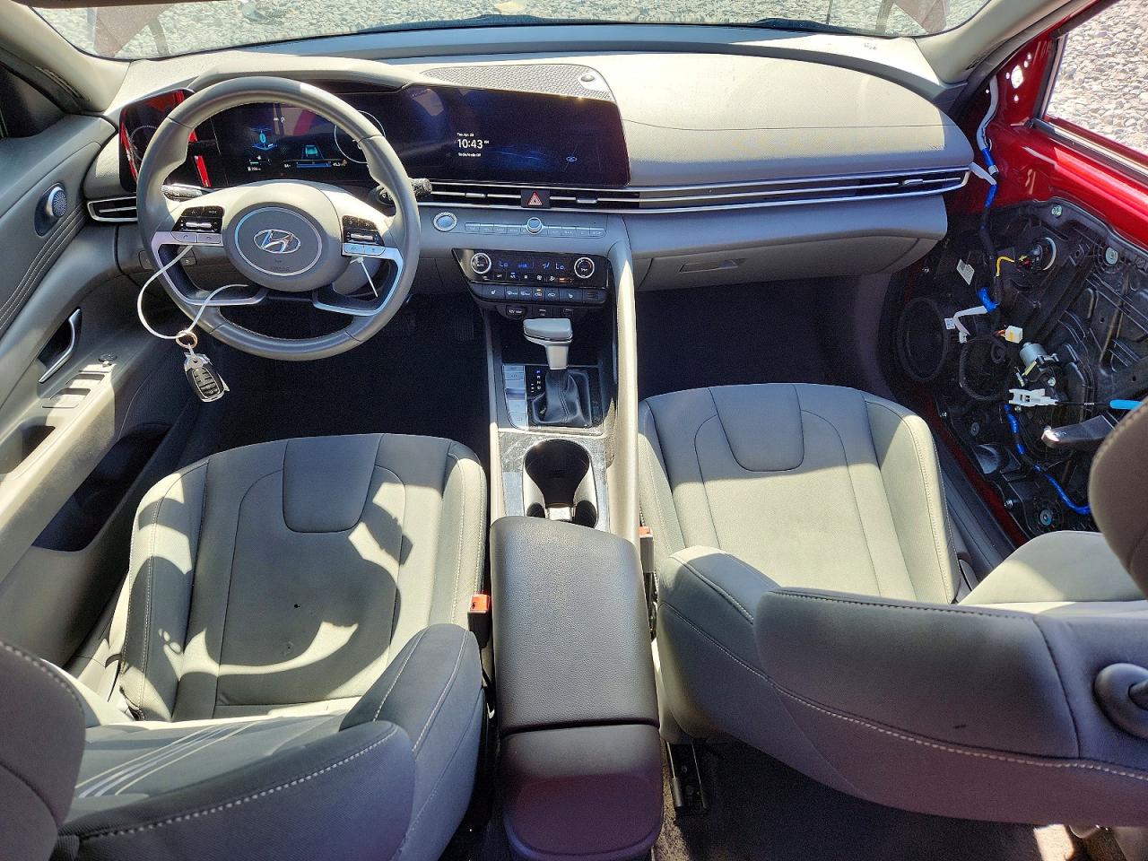 Hyundai ELANTRA Sel