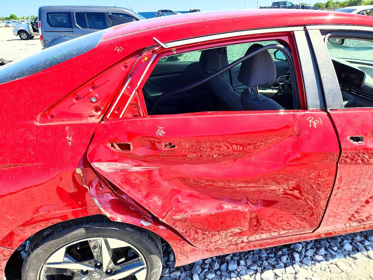 Hyundai ELANTRA Sel