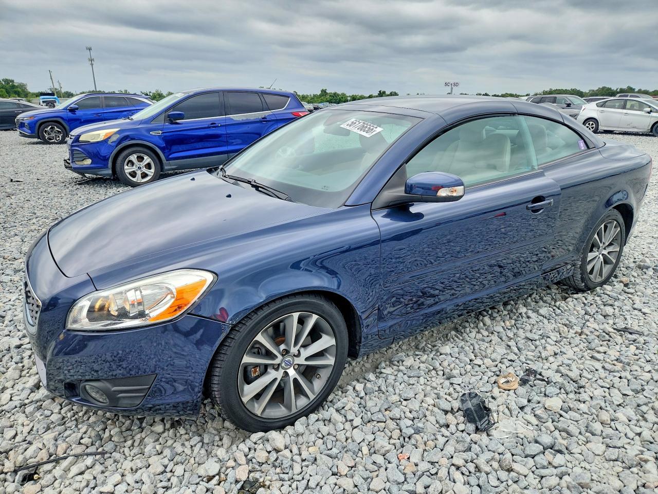 Salvage Volvo C70 Image