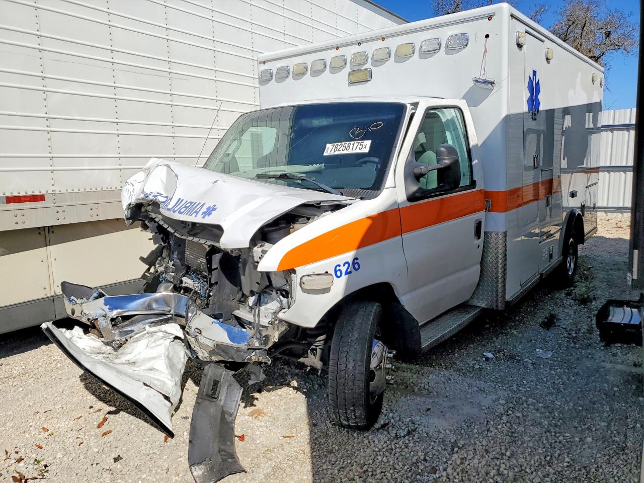 Salvage Ford Econoline Image