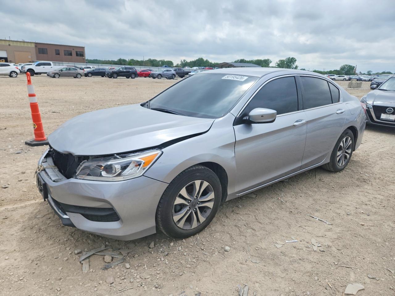 Salvage Honda Accord Image