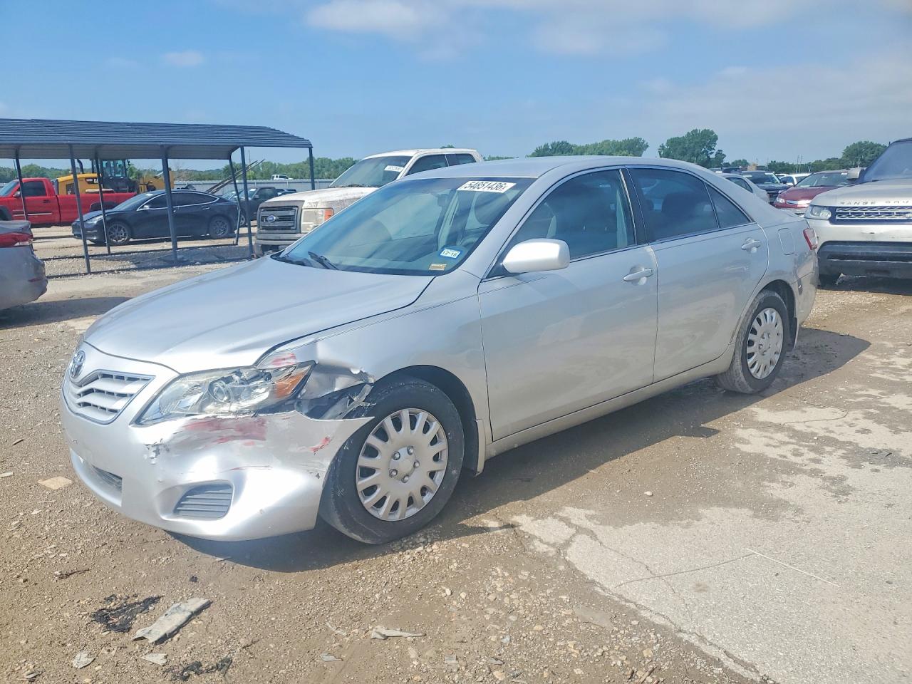Salvage Toyota Camry Image
