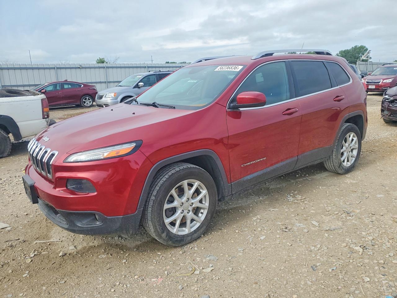 Salvage Jeep Cherokee Image