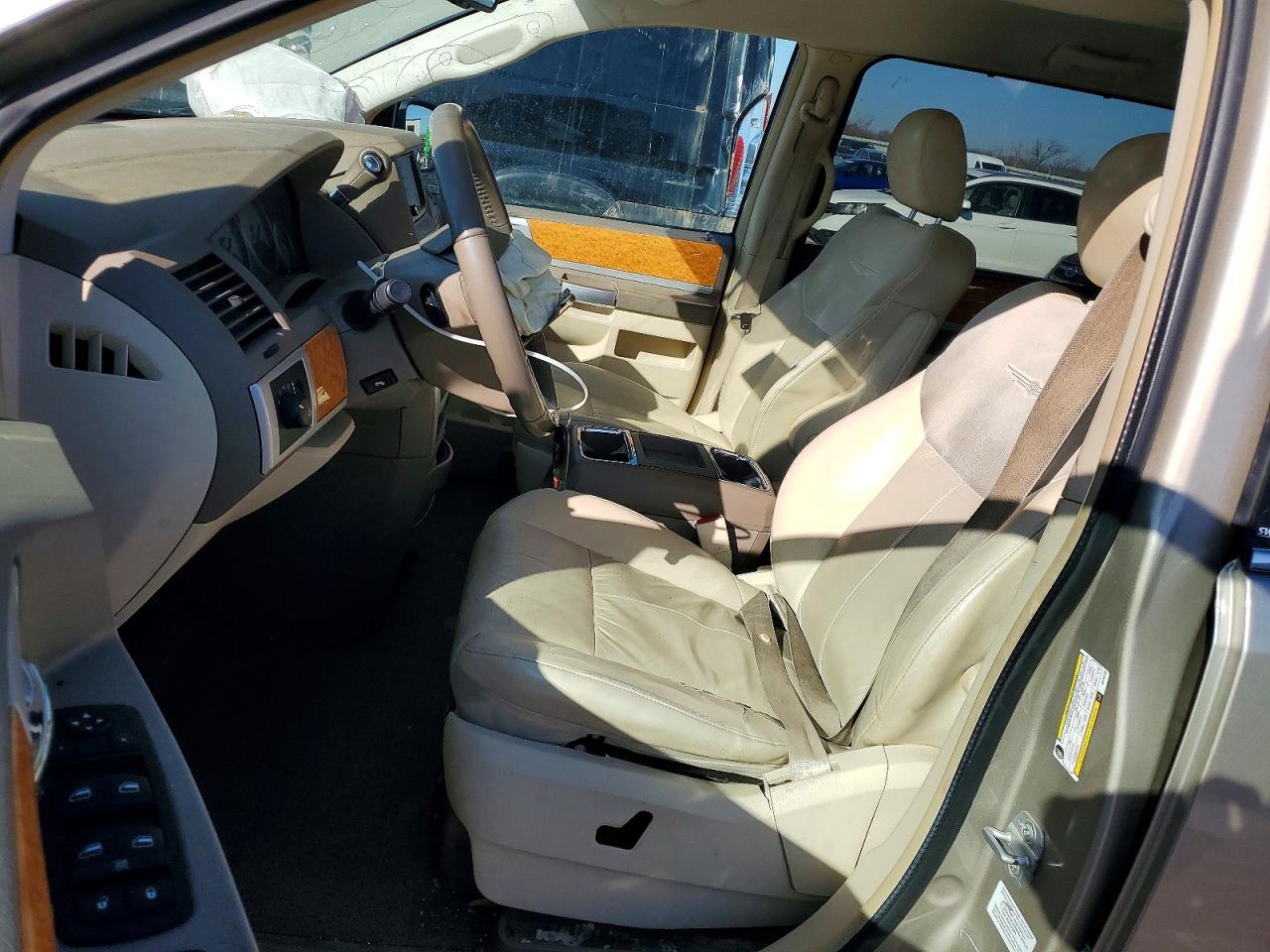 Chrysler Minivan Limited