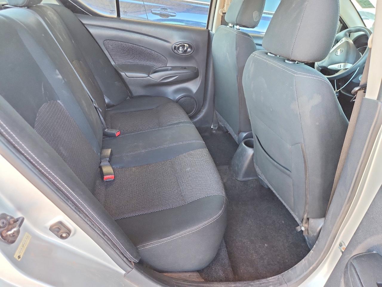 Nissan Versa Sv