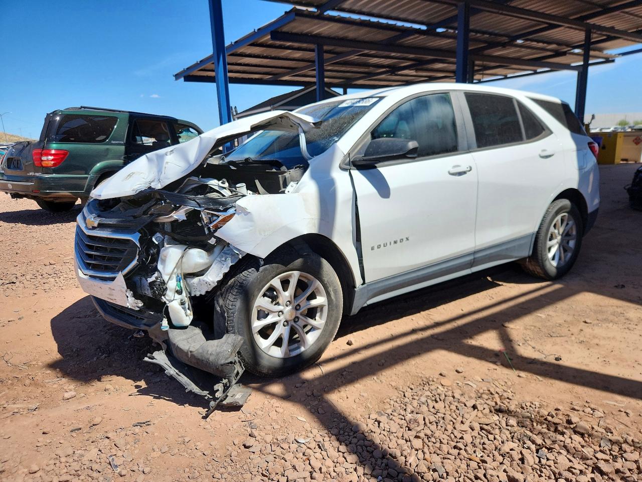 Salvage Chevrolet Equinox Image