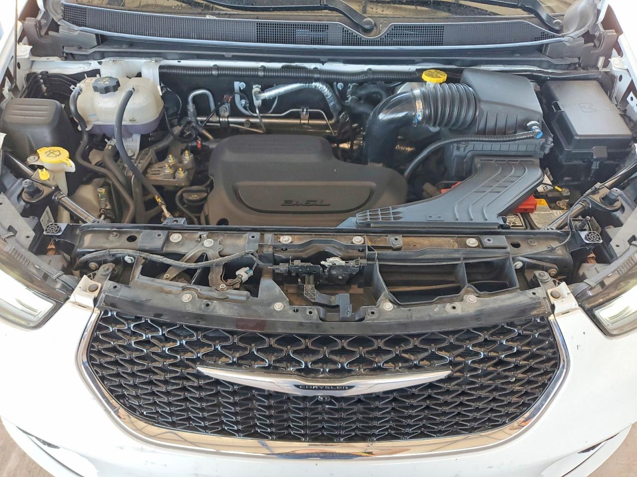 Chrysler Pacifica Touring L