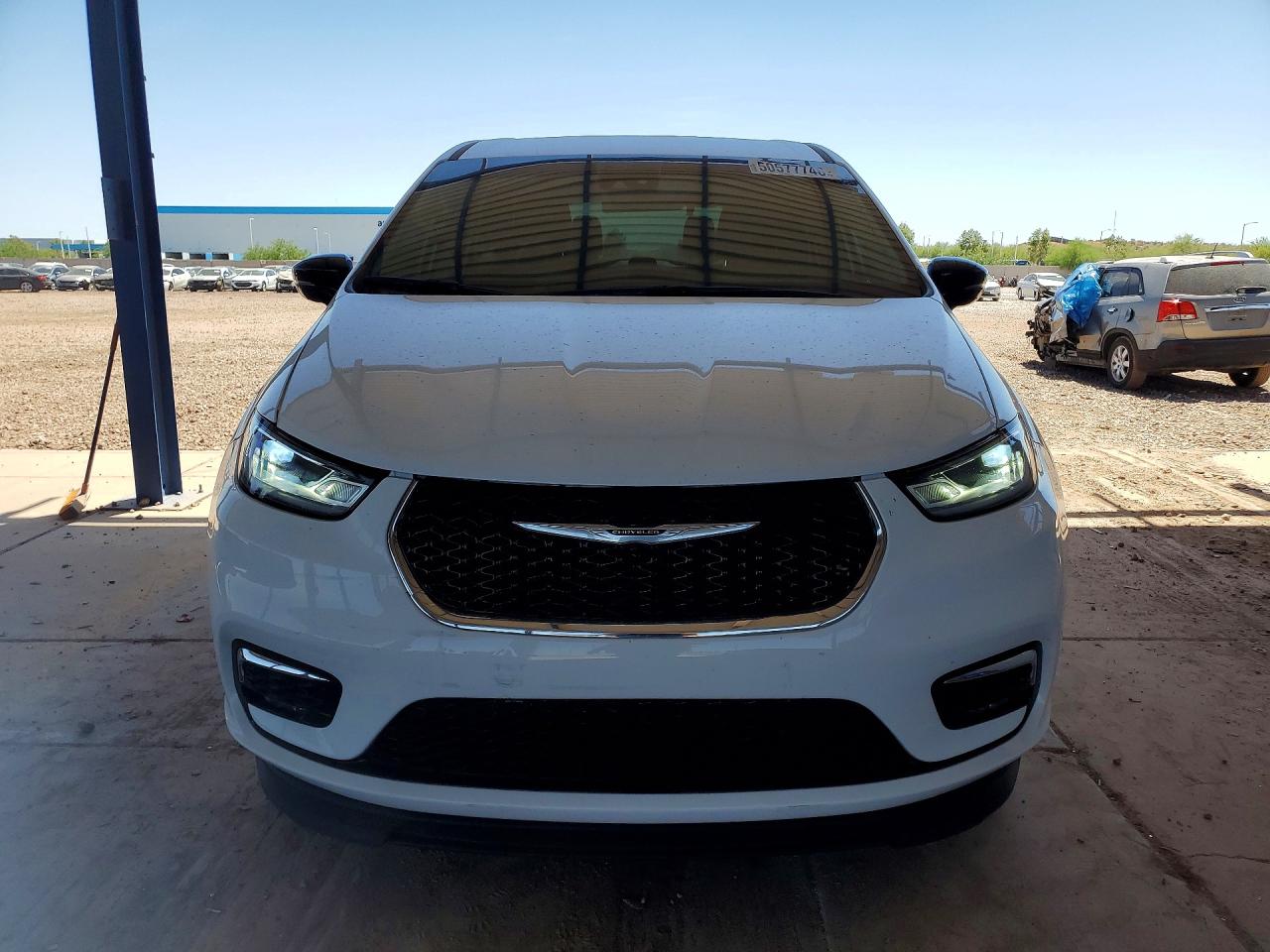 Chrysler Pacifica Touring L