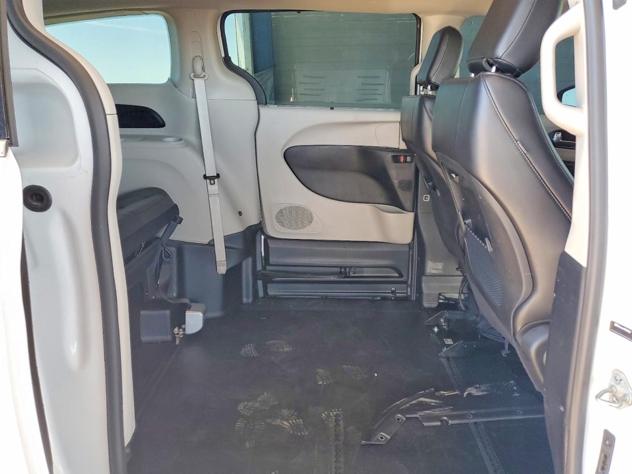 Chrysler Pacifica Touring L