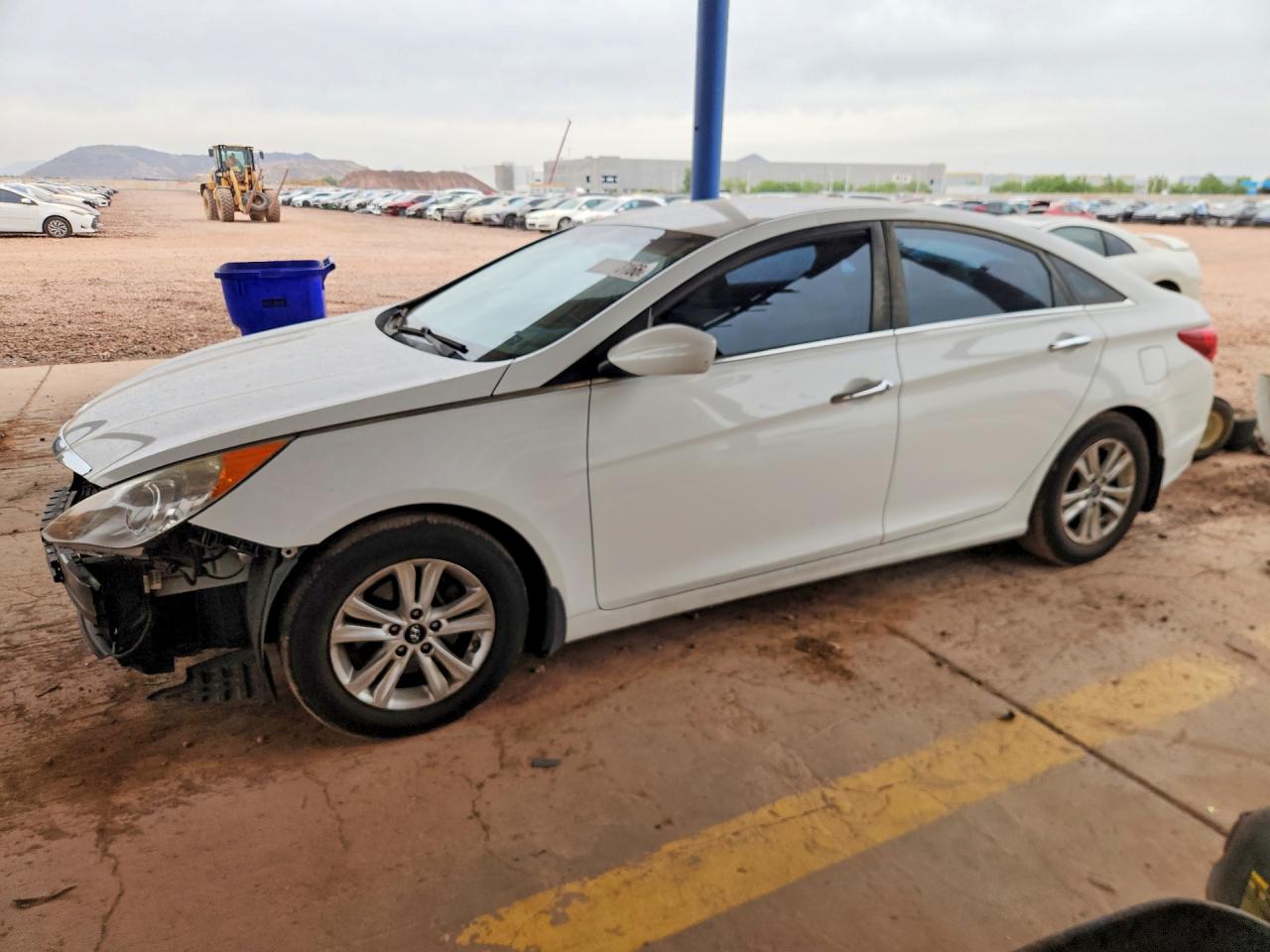 Salvage Hyundai SONATA Image