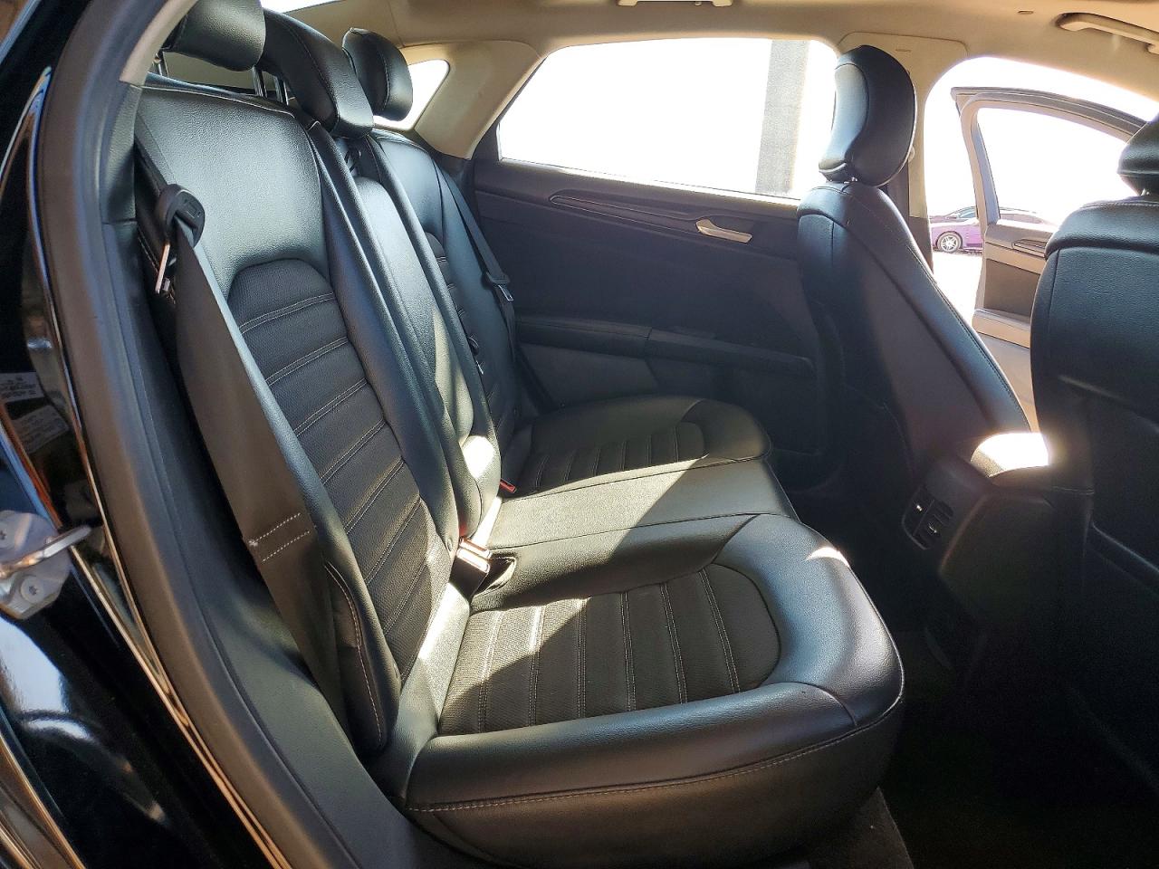 Ford Fusion Se Hybrid