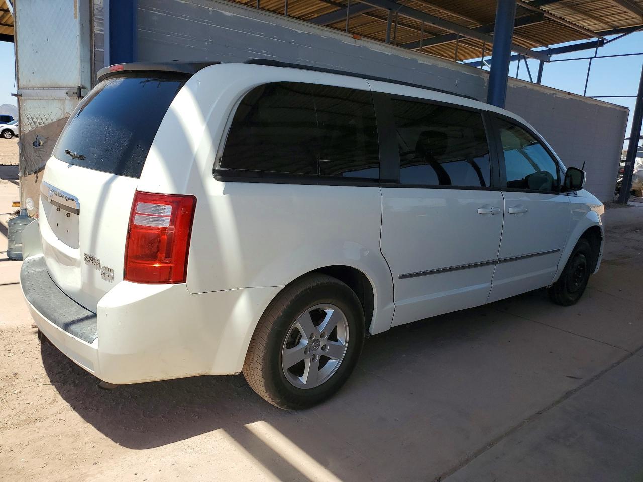 Dodge Caravan Sxt