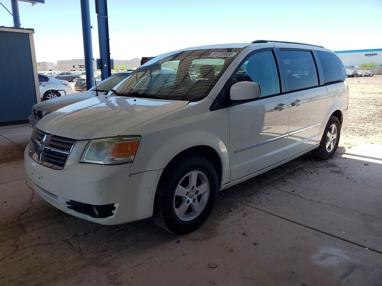 Salvage Dodge Caravan Image