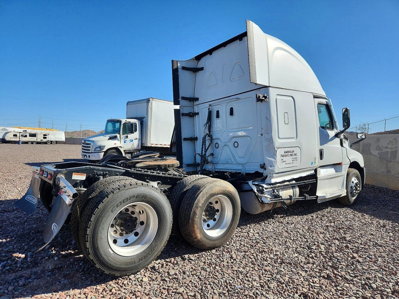 Freightliner Cascadia 126
