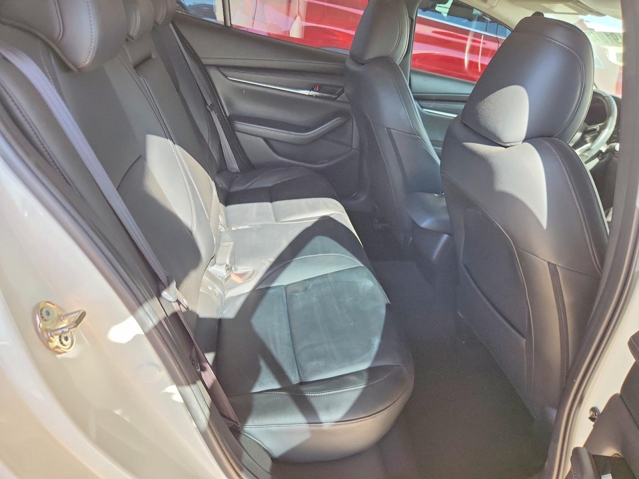 Mazda 3 Select