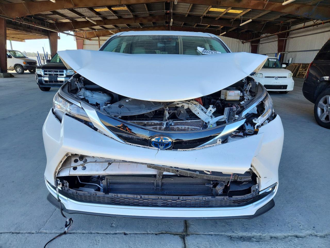 Toyota Sienna Limited 7-passenger