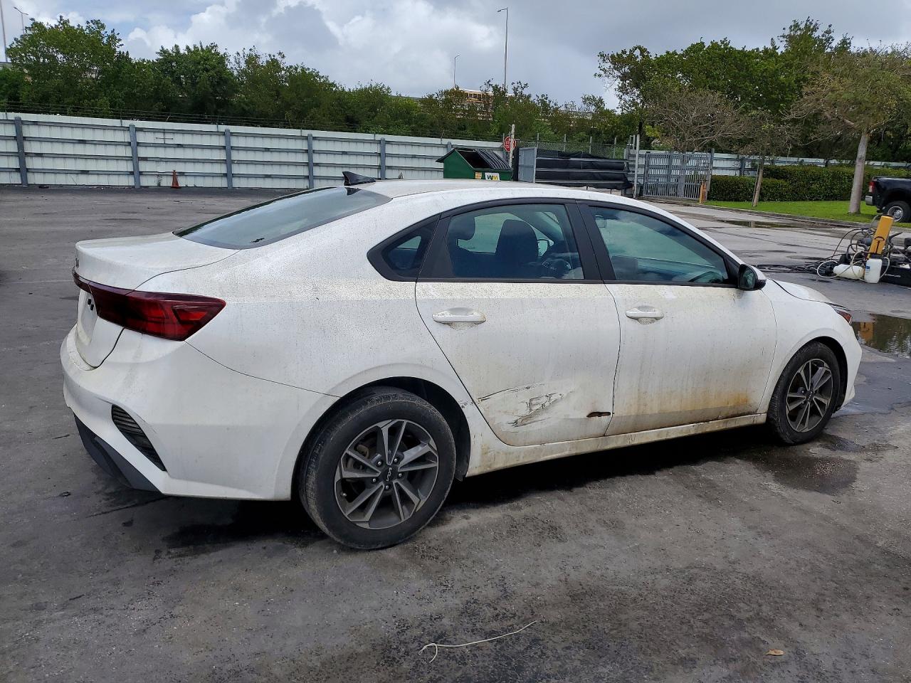 Kia Forte Lxs