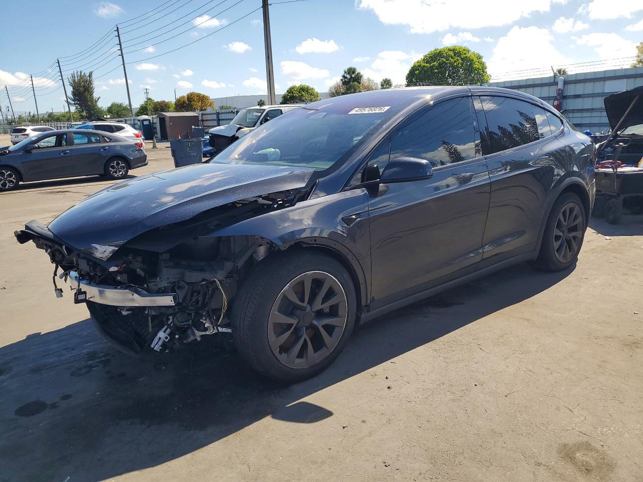 Salvage Tesla Model X Image