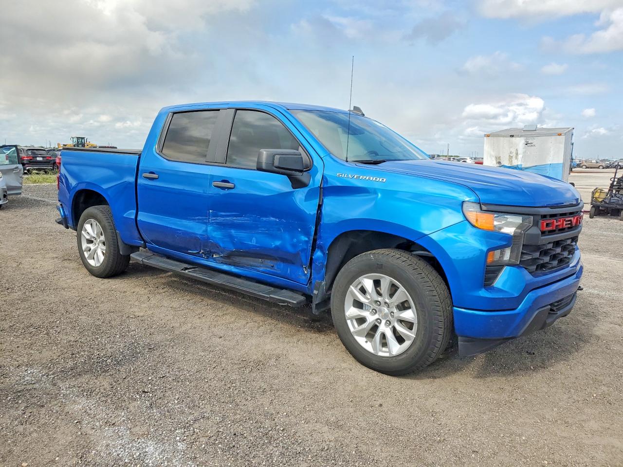 Chevrolet Silverado C1500 Custom