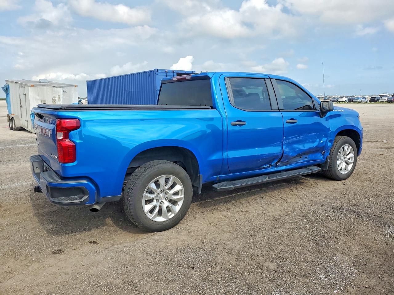 Chevrolet Silverado C1500 Custom