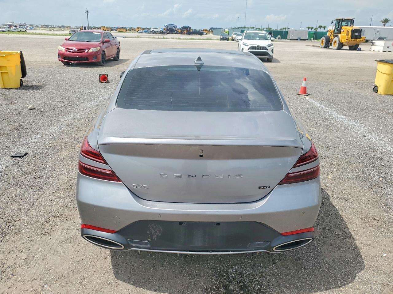 Genesis G70 3.3t Standard