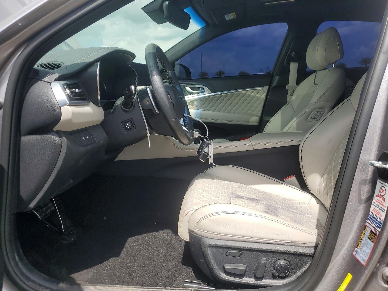Genesis G70 3.3t Standard