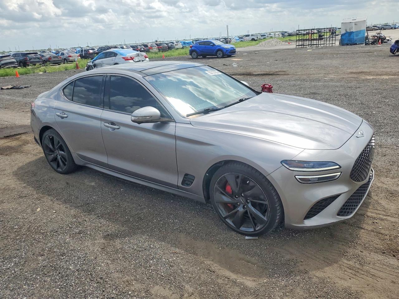 Genesis G70 3.3t Standard