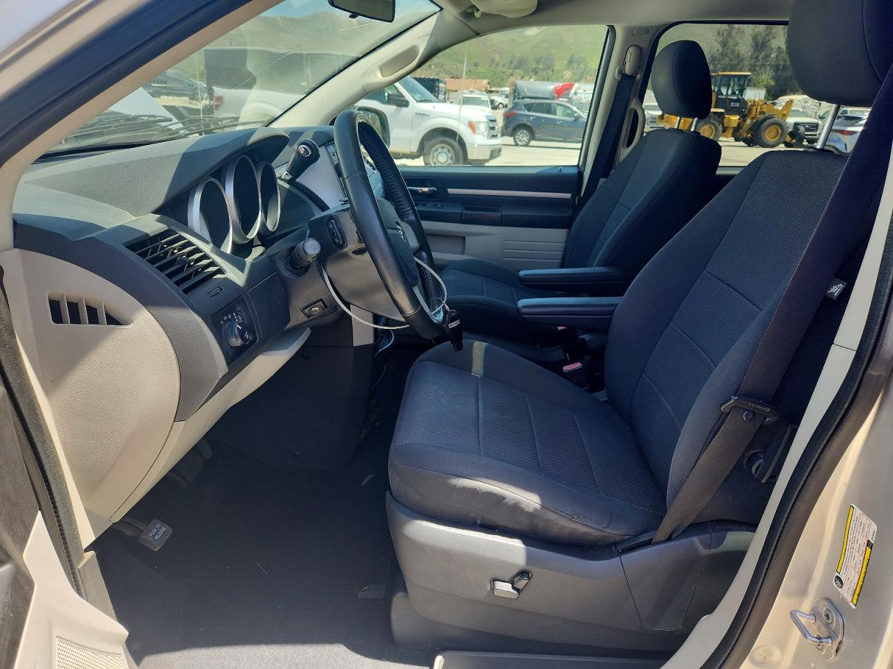Dodge Caravan Sxt