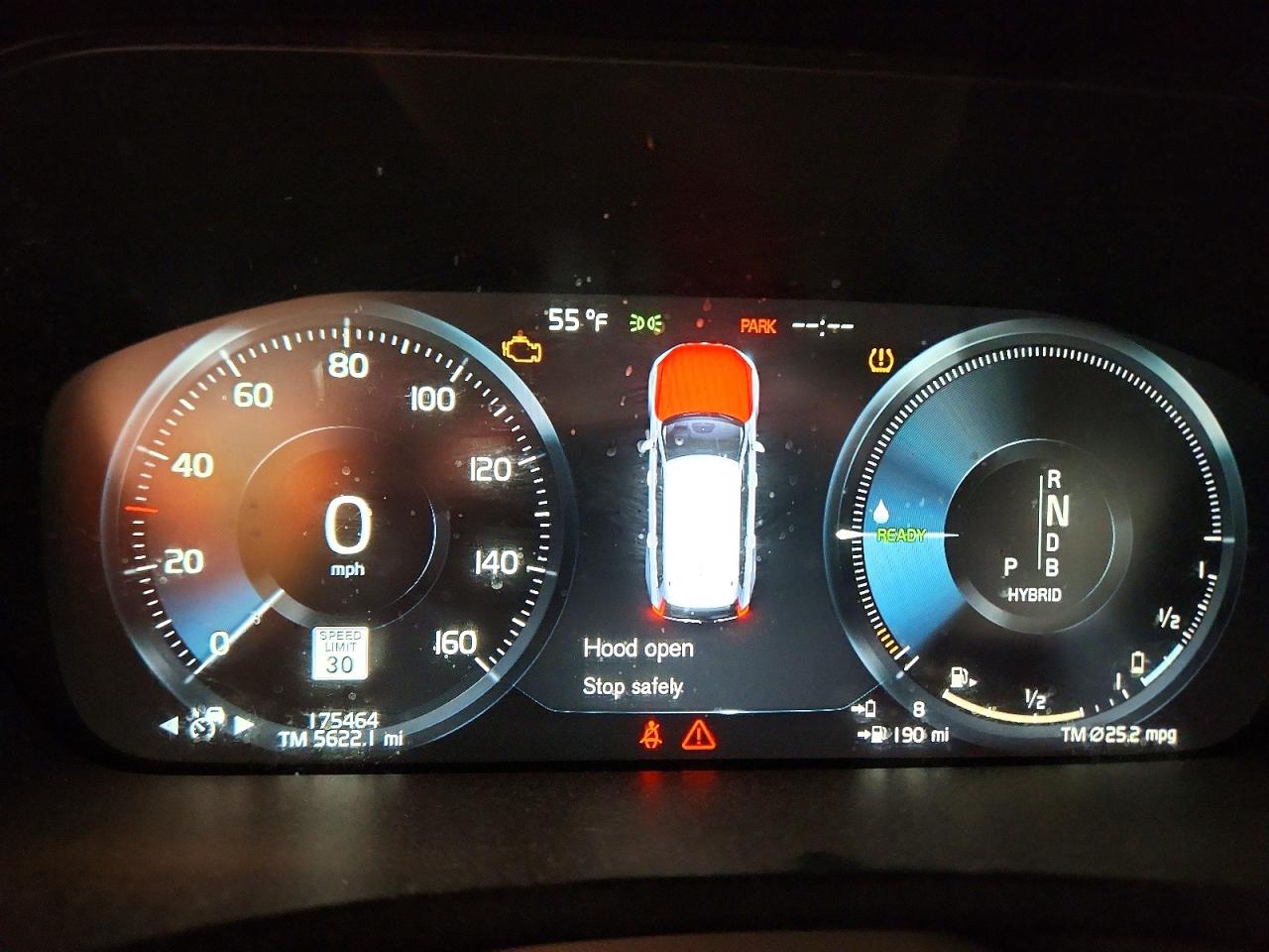 Volvo XC90 T8