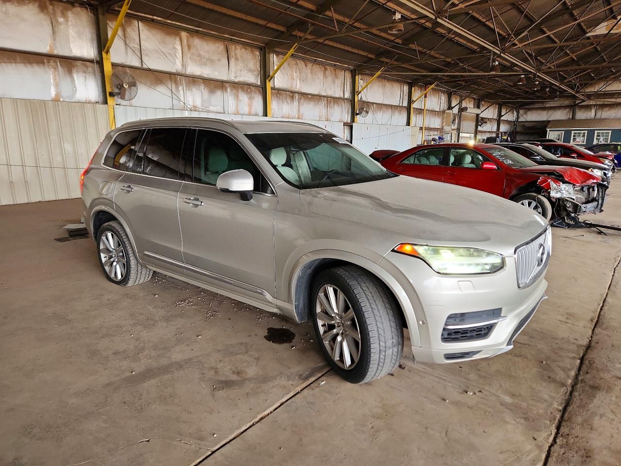 Volvo XC90 T8