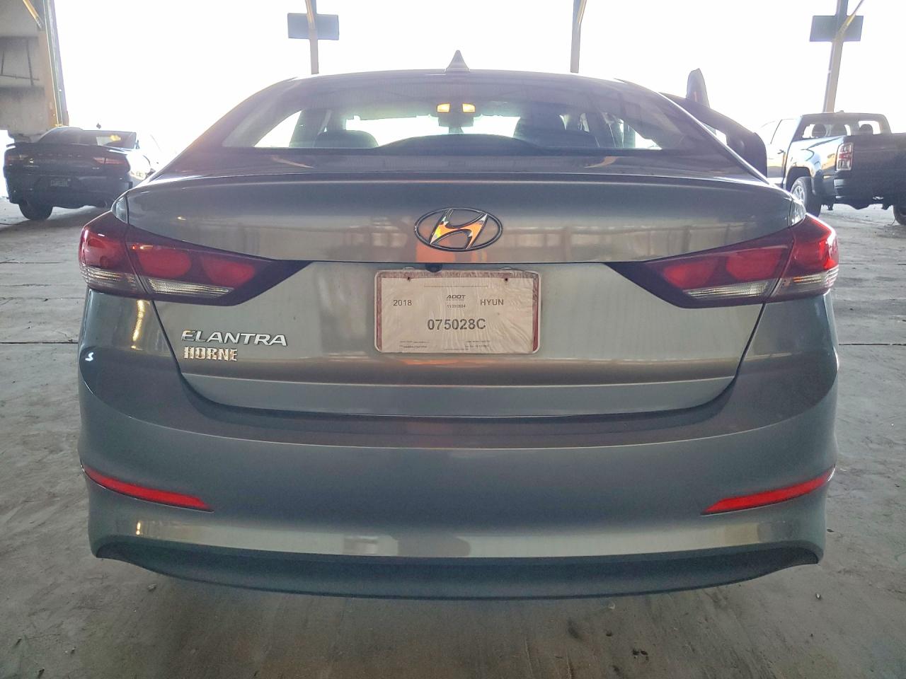 Hyundai ELANTRA Sel