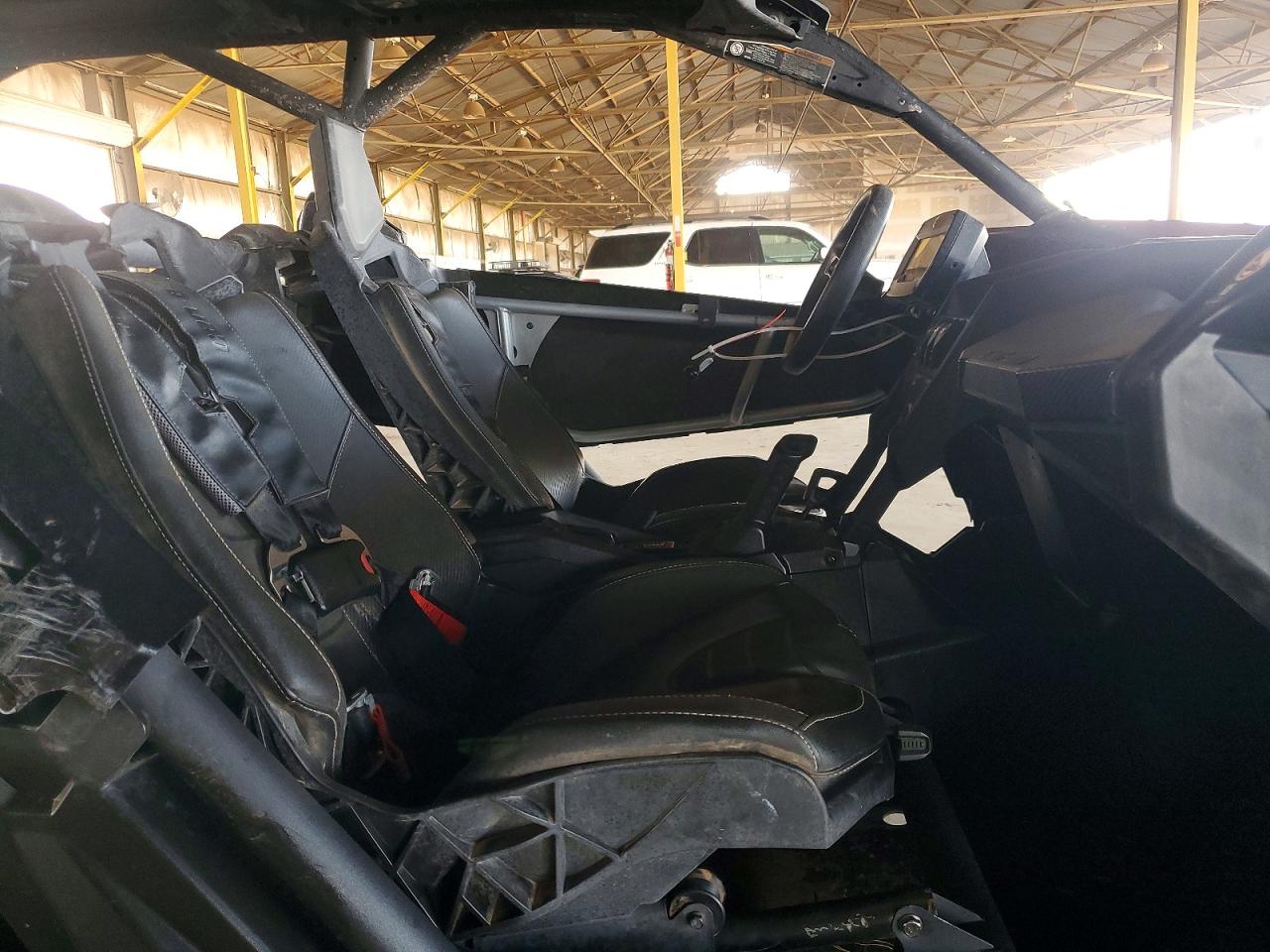 Can-Am Maverick X X Mr 72 Turbo Rr