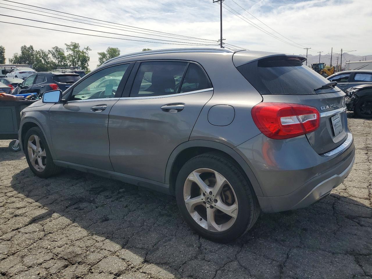 Mercedes-Benz GLA 250 4matic