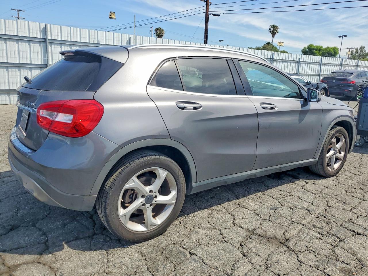 Mercedes-Benz GLA 250 4matic
