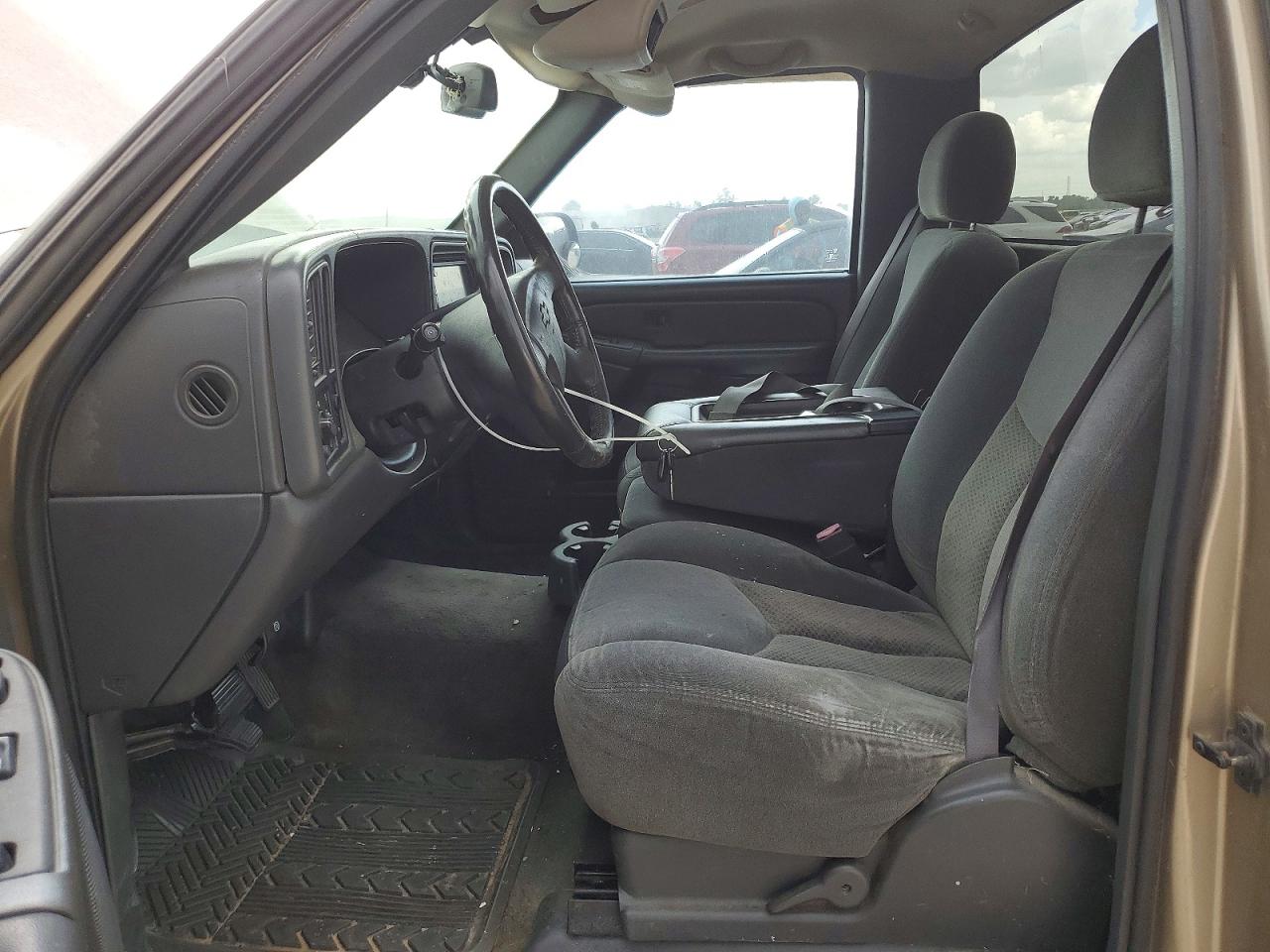 Chevrolet Silverado C1500