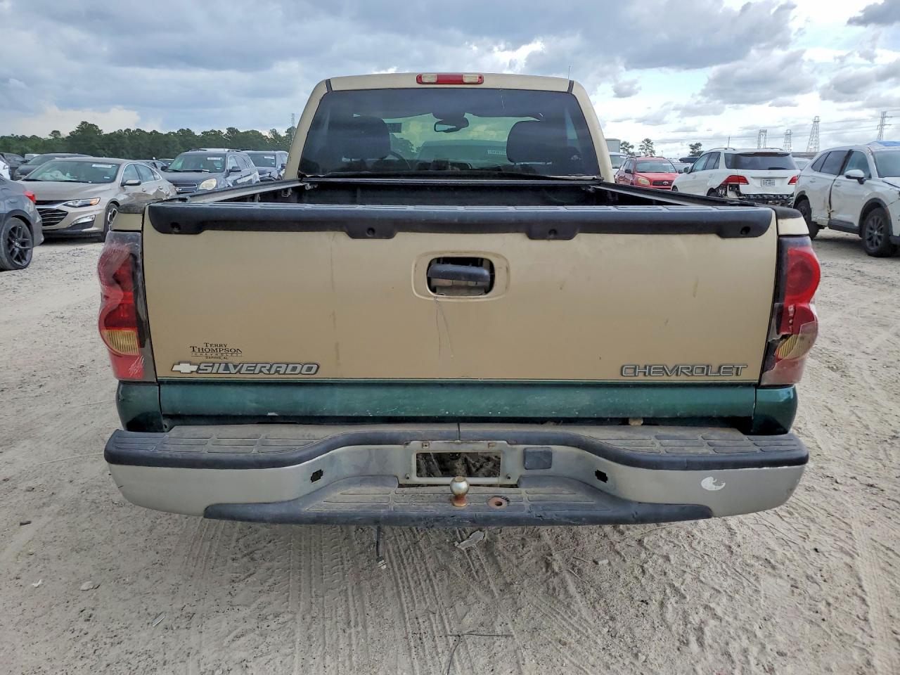 Chevrolet Silverado C1500