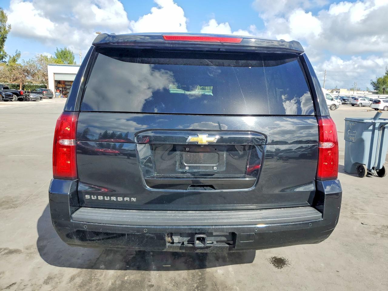 Chevrolet Suburban K1500 Lt