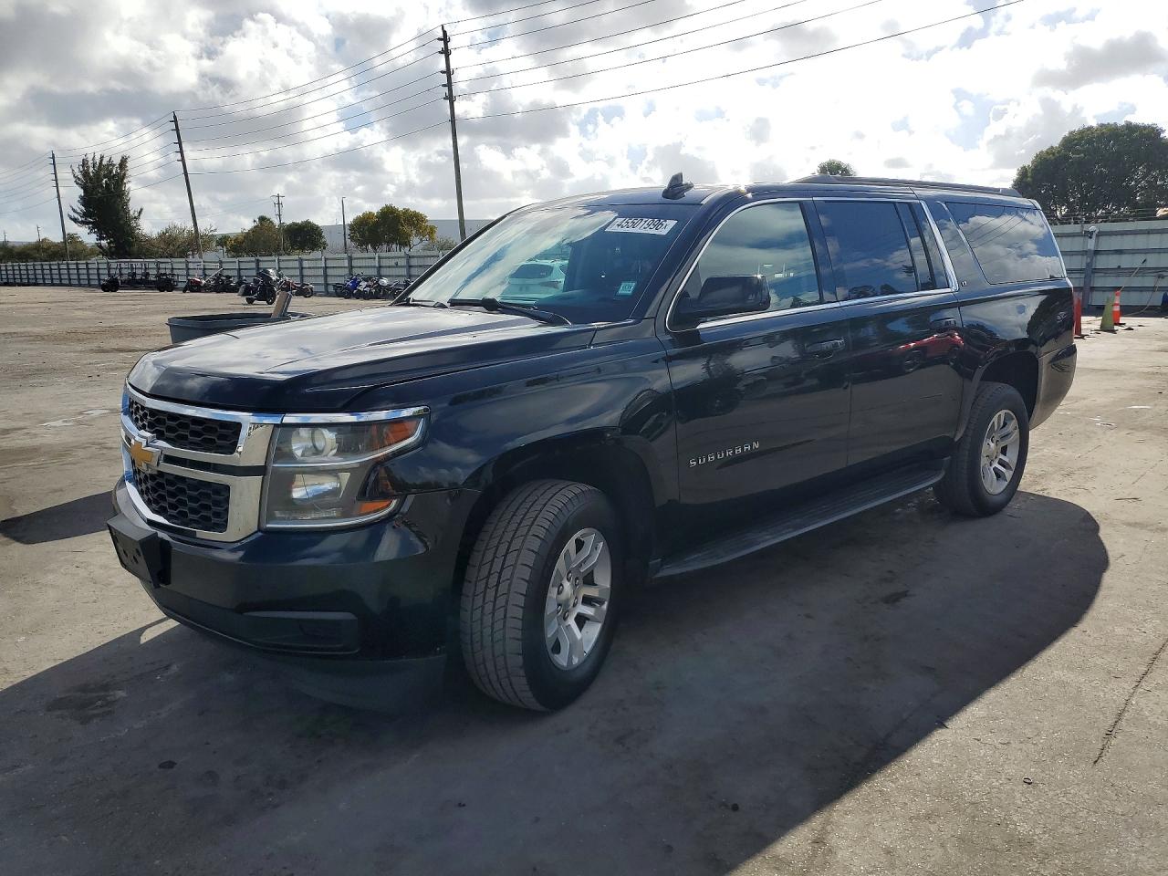 2019 Chevrolet Suburban 1GNSKHKC4KR******
