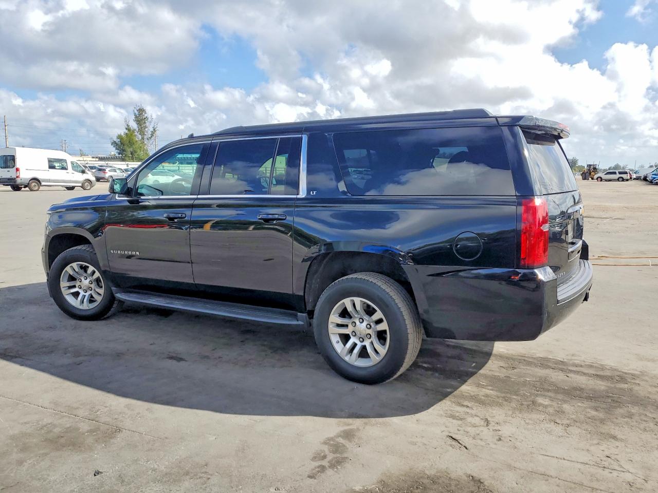 Chevrolet Suburban K1500 Lt