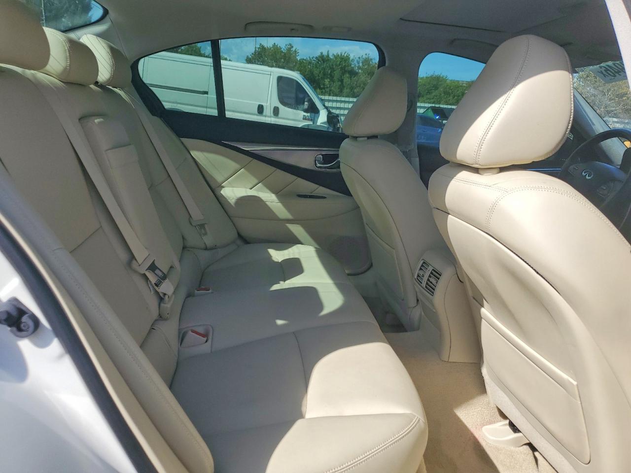 INFINITI Q50 3.0t Premium