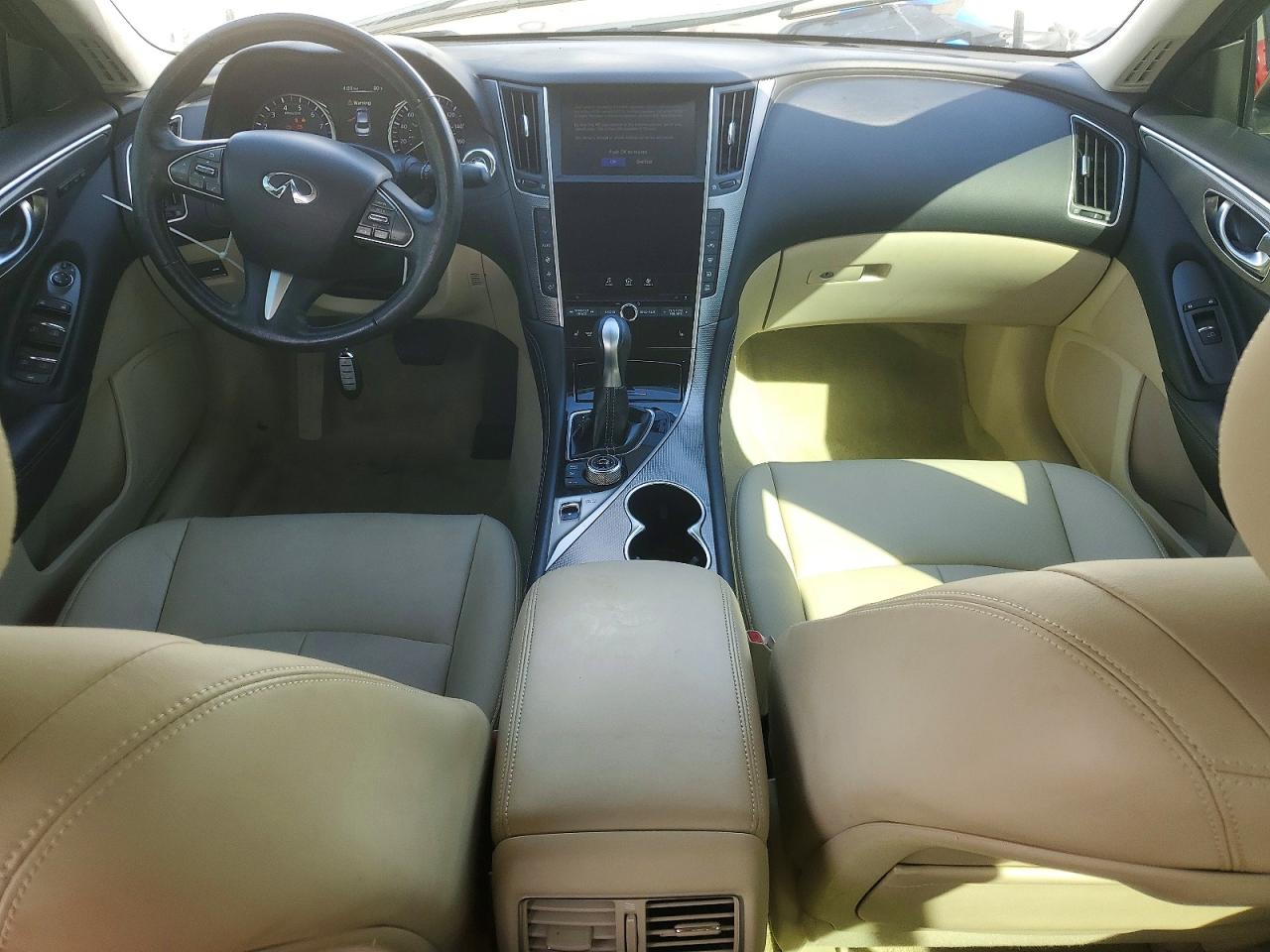 INFINITI Q50 3.0t Premium