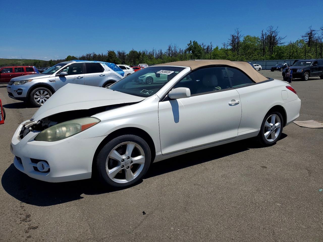 Salvage Toyota Camry Image
