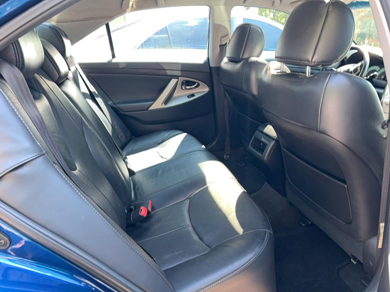 Toyota Camry Se V6