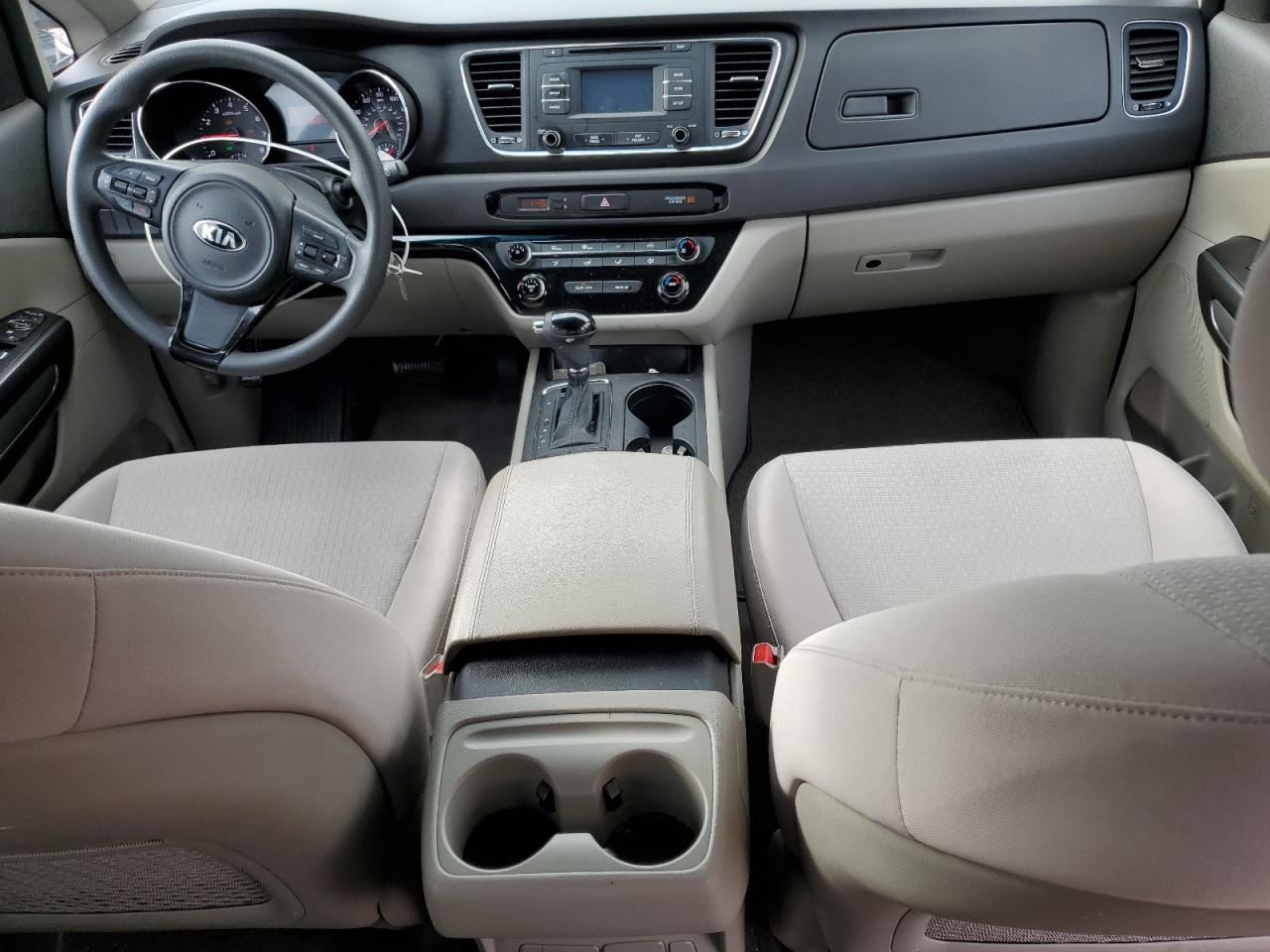 Kia Sedona Lx