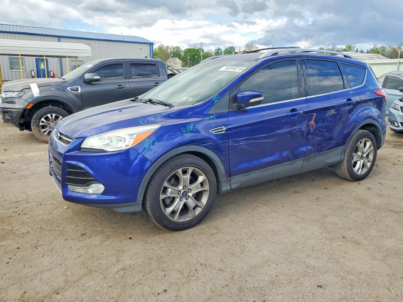 Salvage Ford Escape Image